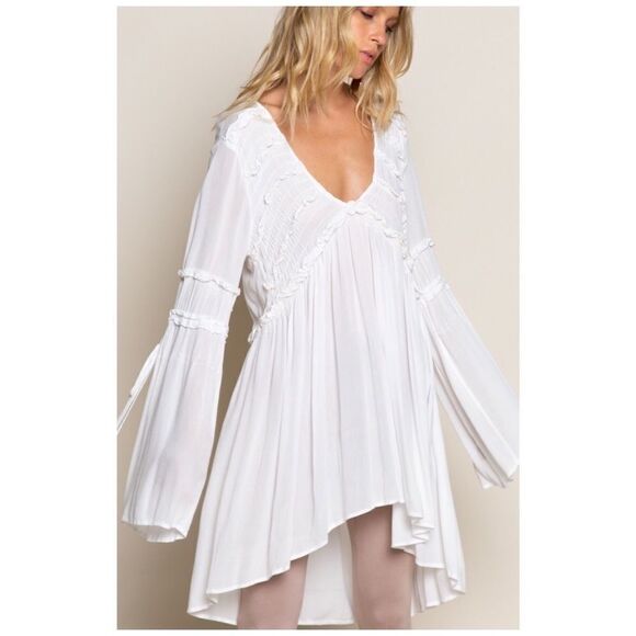𝅺off White Tunic with Ruffle Detail & Bell Sleeves - Picture 6 of 13